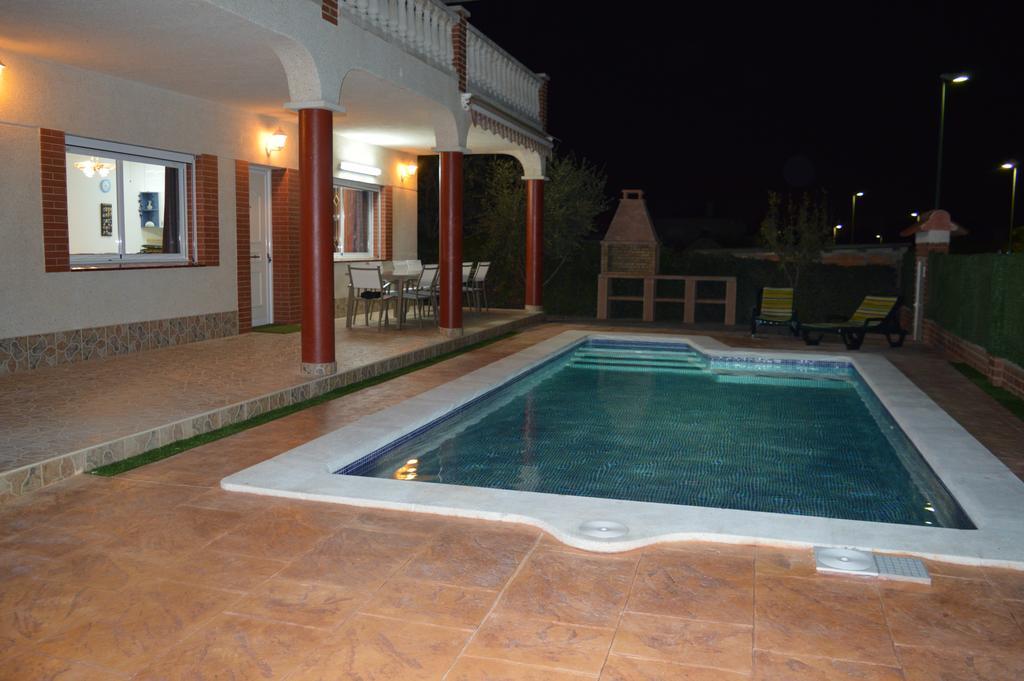 Villa Vista Cunit Cubelles Exterior foto
